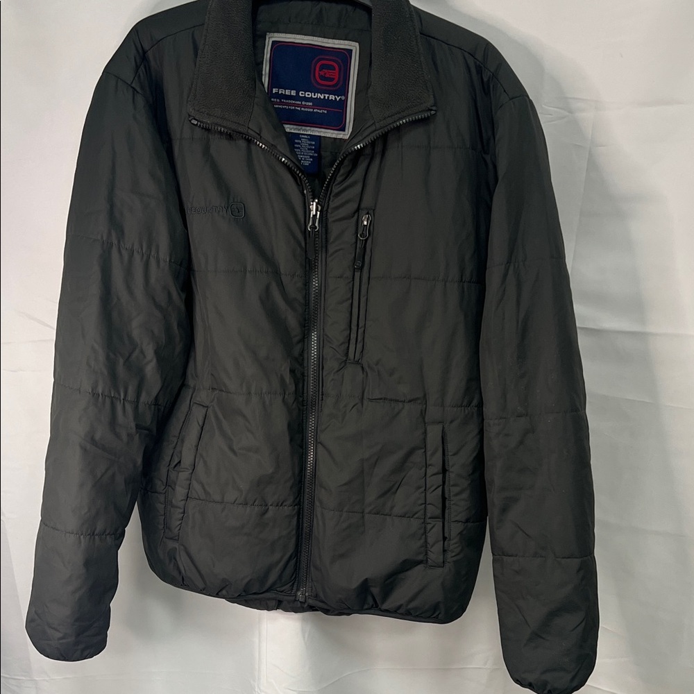 Free Country Men's Black Puffer Jacket with Zip Pockets
